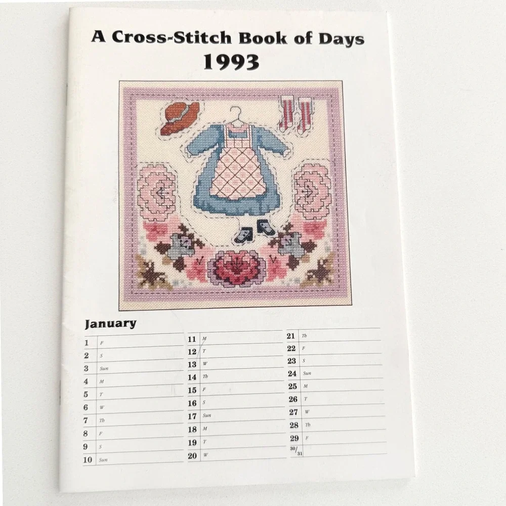 Lot of‎ 3 Vintage Cross Stitch Pattern Books Seasonal Scenes Book of Days